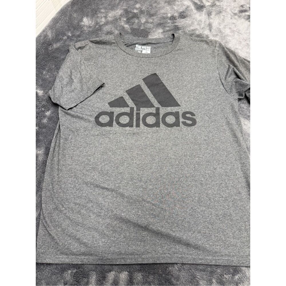 Grey Adidas Men’s Large GoTo Tee #AdidasTee